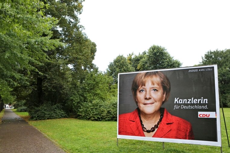 Auf die nette Tour - Nicht polarisieren, nicht verunsichern: Angela Merkel vermeidet Streit im Wahlkampf. 