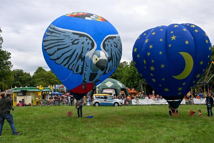Aufregung ums Ballonfest in Chemnitz: Neuer Ärger nach Termin-Streit? - Das Ballonfest fand dieses Jahr erstmals Anfang September statt. Normalerweise heben die Ballons im Frühsommer in den Himmel über Chemnitz ab.
