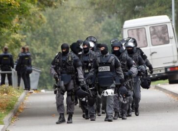Polizeieinsatz im September in Chemnitz: Nach Auseinandersetzungen zwischen Bewohnern der Asylbewerberunterkunft war die Polizei mit einem Großaufgebot vor Ort.