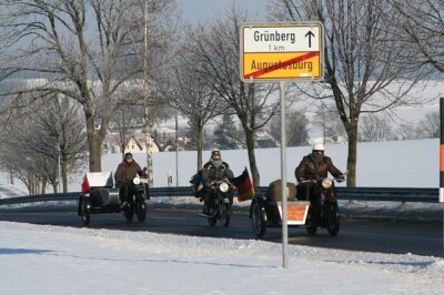 Augustusburg im Ausnahmezustand - 1000 Motorradfahrer treffen sich am Samstag auf dem Schellenberg.
