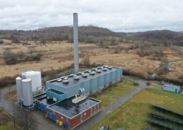 Aus Sonnenlicht soll Strom werden - An der Straße Am Kraftwerk in Zwickau soll auf einer knapp 27 Hektar großen Fläche ein Solarpark entstehen. 