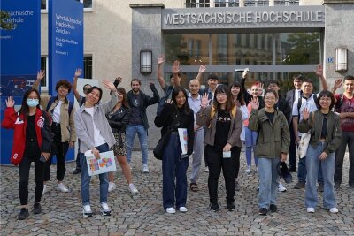 Ausländische Studenten pauken intensiv Deutsch an der Zwickauer Hochschule - Ausländische Studenten wollen vor Studienbeginn ihre Deutschkenntnisse vertiefen. 