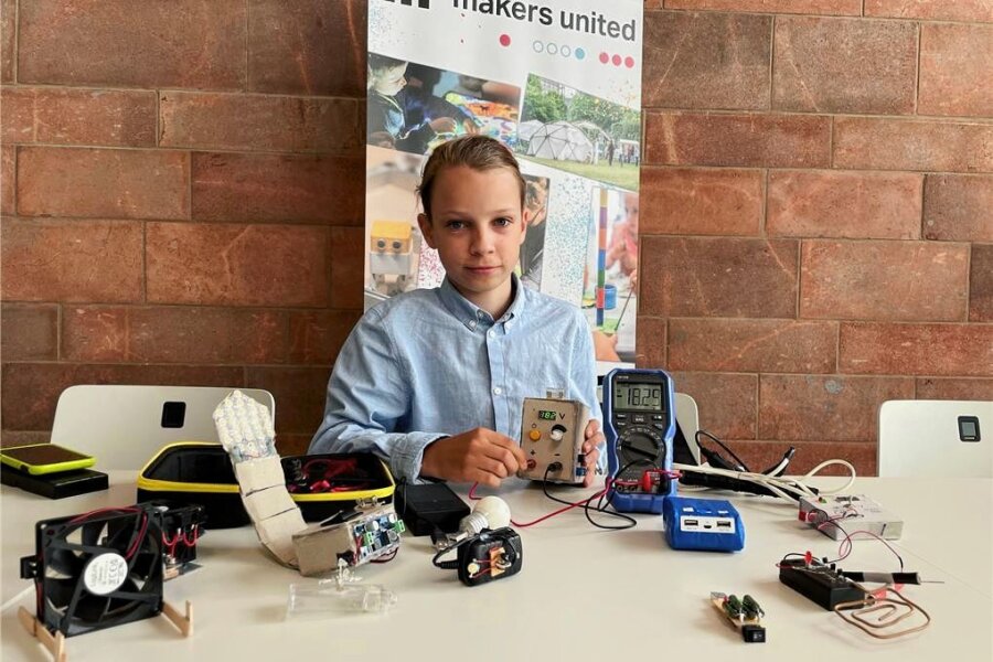 Aussteller auf „Makers United“: 13-Jähriger bastelt sich seine Elektronik selbst - Thor Lohse aus Chemnitz stellt bei der "Makers United" aus.