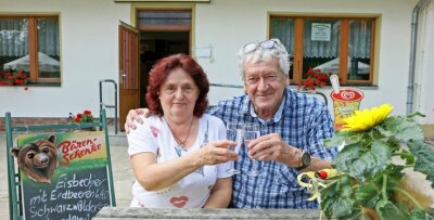 Auswärts essen "wie dorheeme" - Helga und Peter Demisch betreiben seit 30 Jahren die Gaststätte im Hirschfelder Tierpark. 
