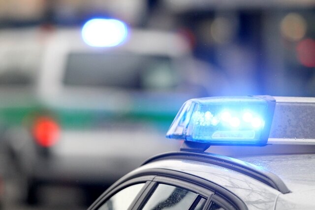 Auto gestohlen und Mädchen erschreckt: 36-Jähriger festgenommen - 