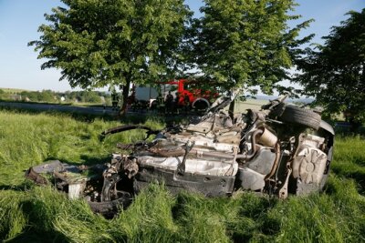 Autofahrer nahe Börnichen tödlich verunglückt - 