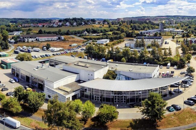 Autohaus Oppel zieht sich aus Plauen zurück - Das bisherige Autohaus Oppel an der Dresdner Straße in Plauen wird künftig vom Hofer Autohaus Exner betrieben. 