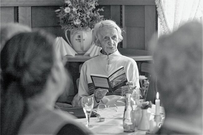 Autorin Elfriede Wagner verstorben - Elfriede Wagner war mit 98 Jahren das älteste Mitglied der Vogtländischen Literaturgesellschaft.