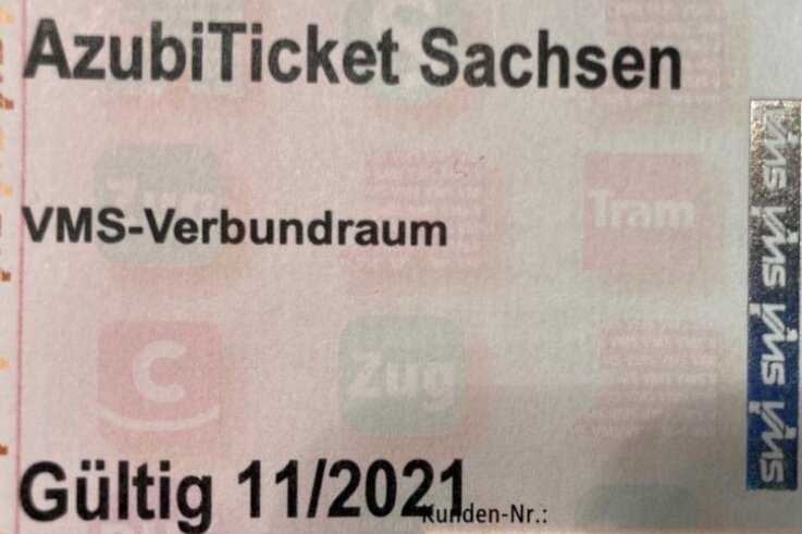 Azubi-Ticket nach Chemnitz: Keine Sonderkündigung wegen Corona - Für ihr Azubi-Ticket muss eine junge Frau aus Oederan zahlen, obwohl sie die Leistungen nicht Anspruch nimmt. 