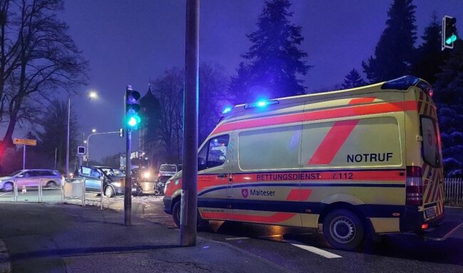 Zu einen schweren Verkehrsunfall kam es Mittwochmorgen gegen 7 Uhr in Freiberg.