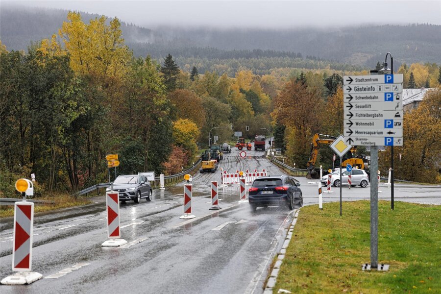 B 95 am Fichtelberg erneut wochenlang gesperrt - Für rund 1,2 Millionen Euro wird die B 95 bei Oberwiesenthal saniert. Ab Dienstag ist sie wieder gesperrt.