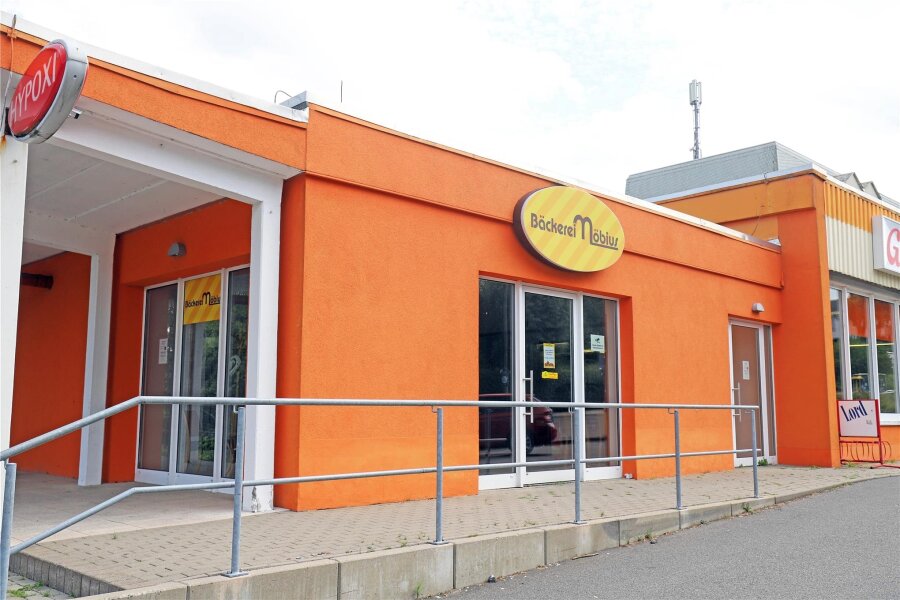 Bäckerei Möbius: Öffnungszeiten in 15 Filialen verkürzt - Die Filiale an der Friedeburger Straße hat bis auf Sonntag vorerst geschlossen.