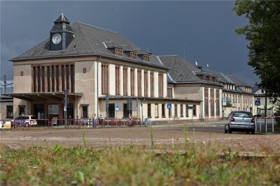 Bahnhof in Glauchau wird videoüberwacht - Das Glauchauer Bahnhofsgebäude wird ab dem 4. Quartal videoüberwacht.