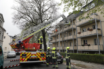 Balkon brennt in Chemnitz - 