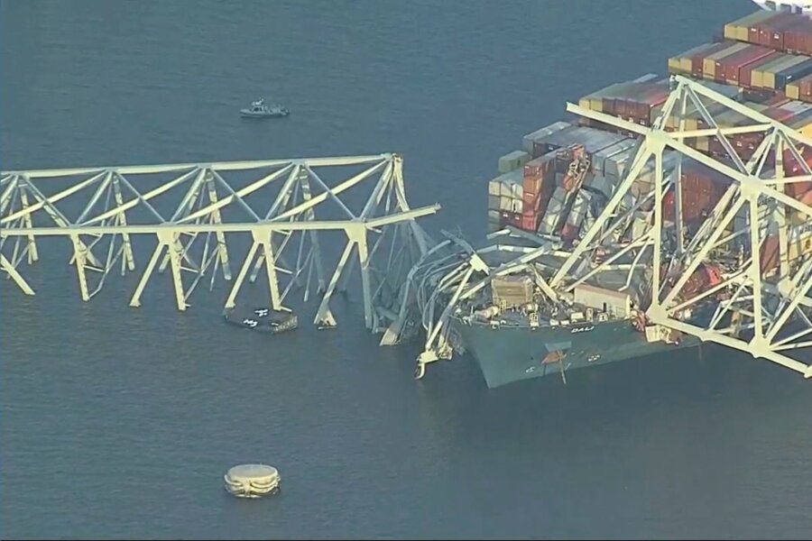 Baltimore: Brücke stürzt nach Schiffskollision ein - Die Francis Scott Key Bridge ist nach der Kollission mit Containerschiff "Dali" eingestürzt. Die Brücke ist mehr als 2,5 Kilometer lang.