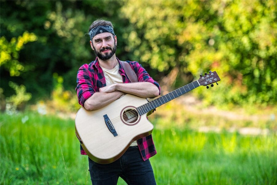 Band Jante bringt erstes Musikalbum auf den Markt - Jan Thierfelder ist der Sänger der Band Jante.