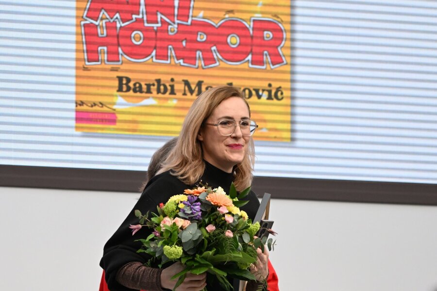 Barbi Marković gewinnt Belletristik-Preis - Barbi Marković wurde in Leipzig für ihr Buch "Minihorror" ausgezeichnet.
