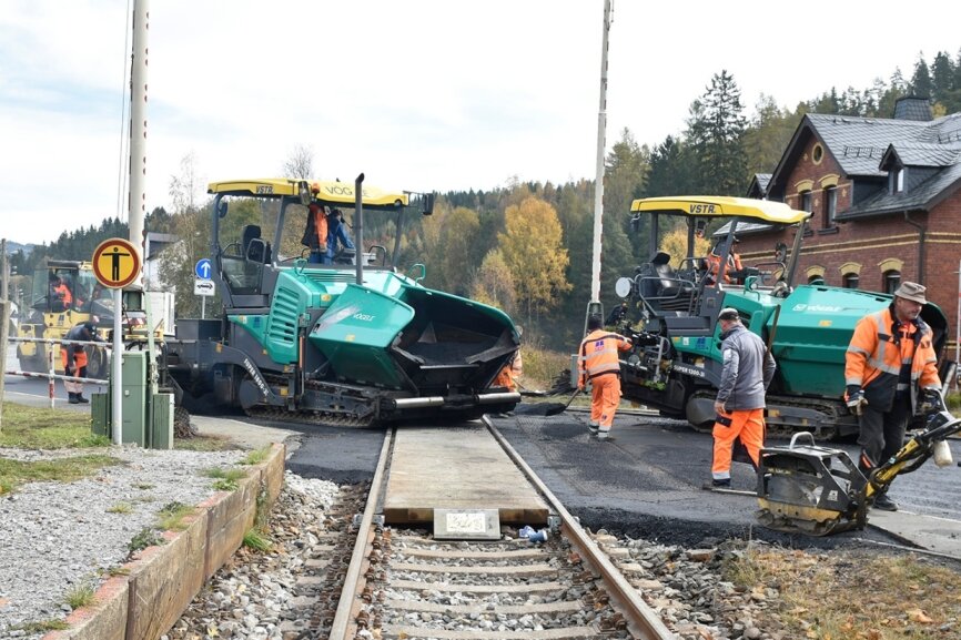 Bauarbeiten an Bahnübergängen dauern noch bis Mittwoch 