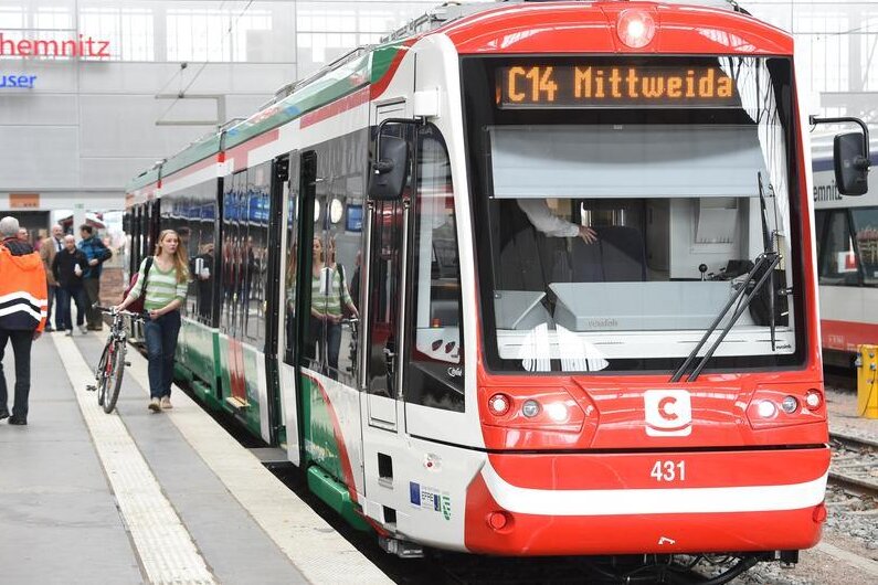 Acht Citylink-Bahnen sind bereits unterwegs. Die neunte soll morgen in Chemnitz eintreffen.