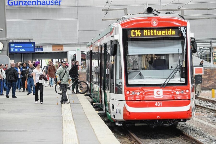 Bauarbeiten: Citybahn fährt nur eingeschränkt nach Mittweida - Die Linie C 14 der Citybahn zwischen Thalheim, Chemnitz und Mittweida fährt in den nächsten zwei Wochen nur stark eingeschränkt zwischen dem Chemnitzer Hauptbahnhof und Mittweida. 