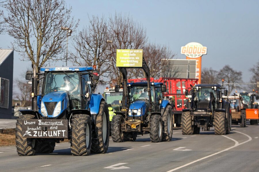 Bauernproteste im Vogtland: Wo am Mittwoch in Plauen erhebliche Verkehrsbehinderungen drohen - Seit Montag beteiligen sich auch Landwirte aus dem Vogtland an bundesweiten Protesten gegen die Bundesregierung.