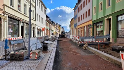 Eigentlich sollten die Bauarbeiten auf dem Abschnitt eins zwischen Stadtgraben und Poststraße in Mittweida bis Ende März abgeschlossen sein. 