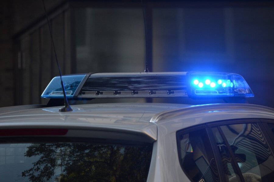 Bei Einbruchsversuch in Marienberg gestoppt: Dieb flüchtet mit gestohlenem Lkw