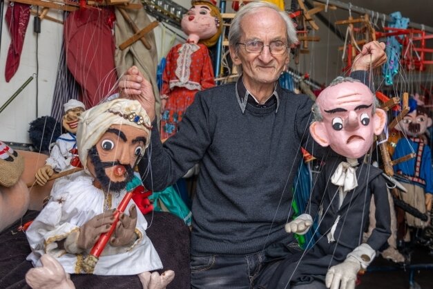 Bekannter Hochseilartist strandet im Vogtland - Alfredo Traber trat zehn Jahre mit seinem "Prager Marionetten Circus" im Freizeitpark Plohn auf. 
