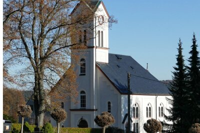 Bekommt Witzschdorf noch dieses Jahr einen neuen Dorfplatz? - Nahe der Witzschdorfer Kirche soll der neue Dorfplatz entstehen.
