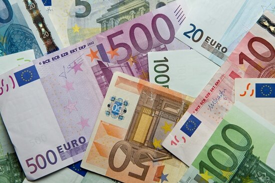 Benefizturnier: Fußballer erspielen 5000 Euro für krebskrankes Kind - 