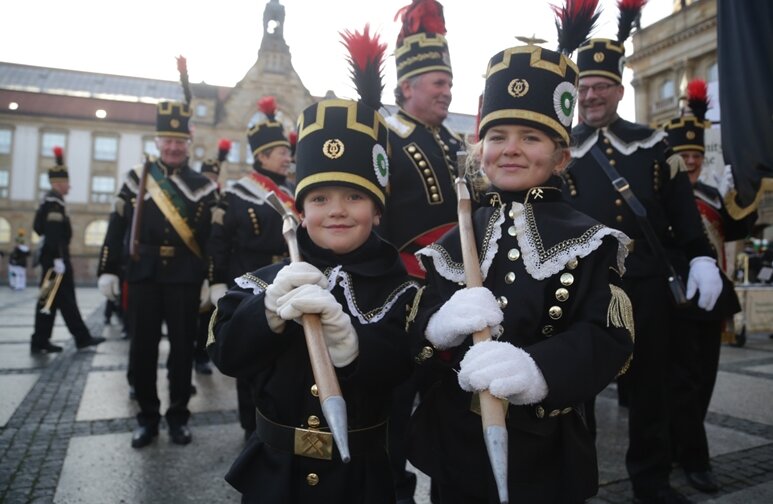 Bergparade in Chemnitz läutet Advent ein - 