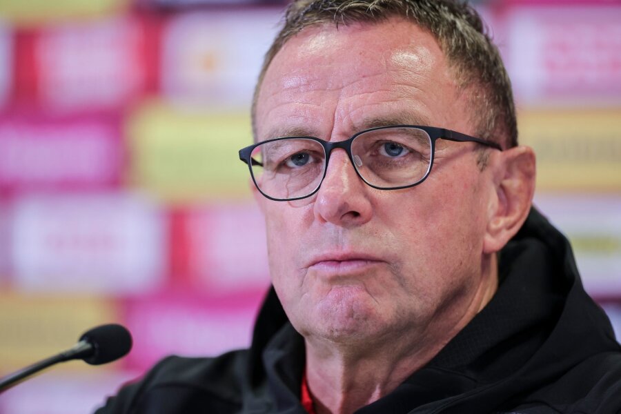 Bericht: Rangnick-Zweifel an Trainerjob beim FC Bayern - Ralf Rangnick wird von den Bayern umworben, hat aber offenbar Zweifel, ob er nach München wechseln soll.