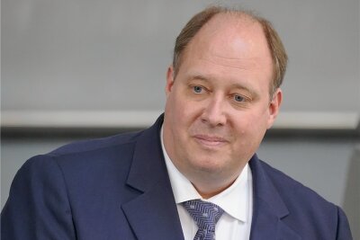 Berlin will Zeit fürs Impfen gewinnen - Helge Braun - Kanzleramtsminister