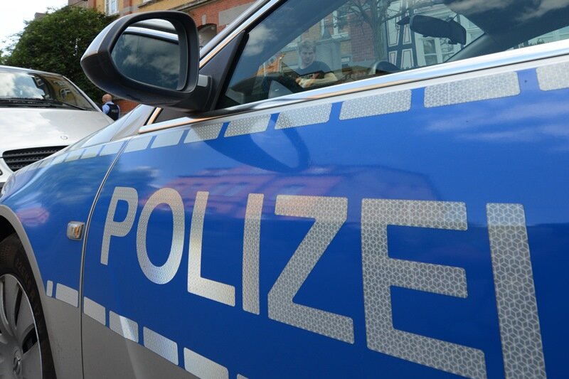 Bernsdorf: Zwei Verletzte nach Auffahrunfall - 15.000 Euro Schaden - 