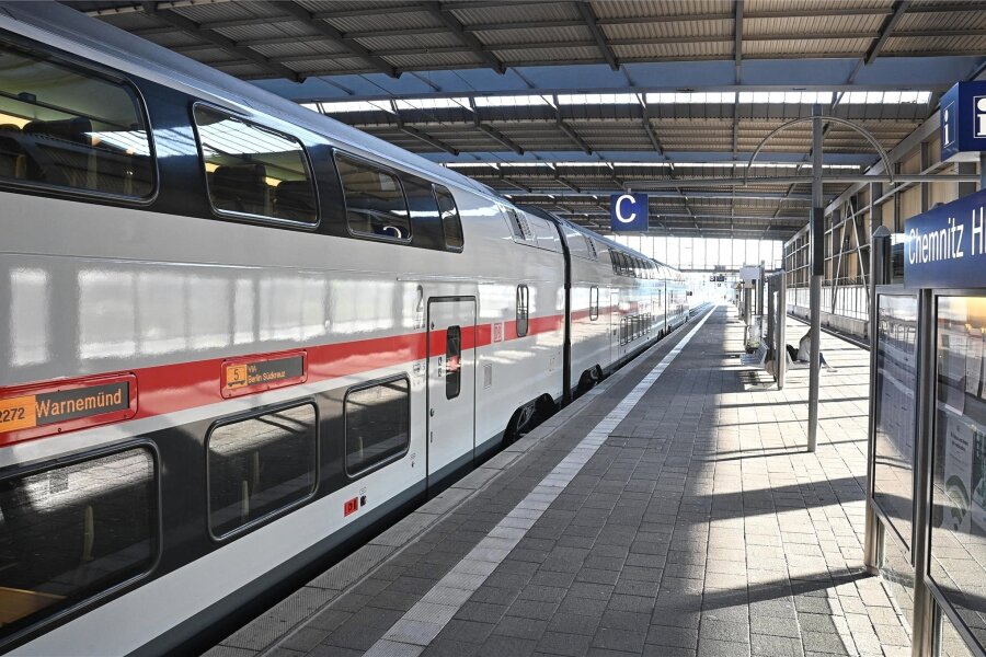 Berufsverkehr in Freiberg: Zugausfälle wegen des Lokführerstreiks - Die beiden Intercitys von Chemnitz nach Rostock, hier ein Archivfoto vom Hauptbahnhof Chemnitz, fahren am Donnerstag nicht.