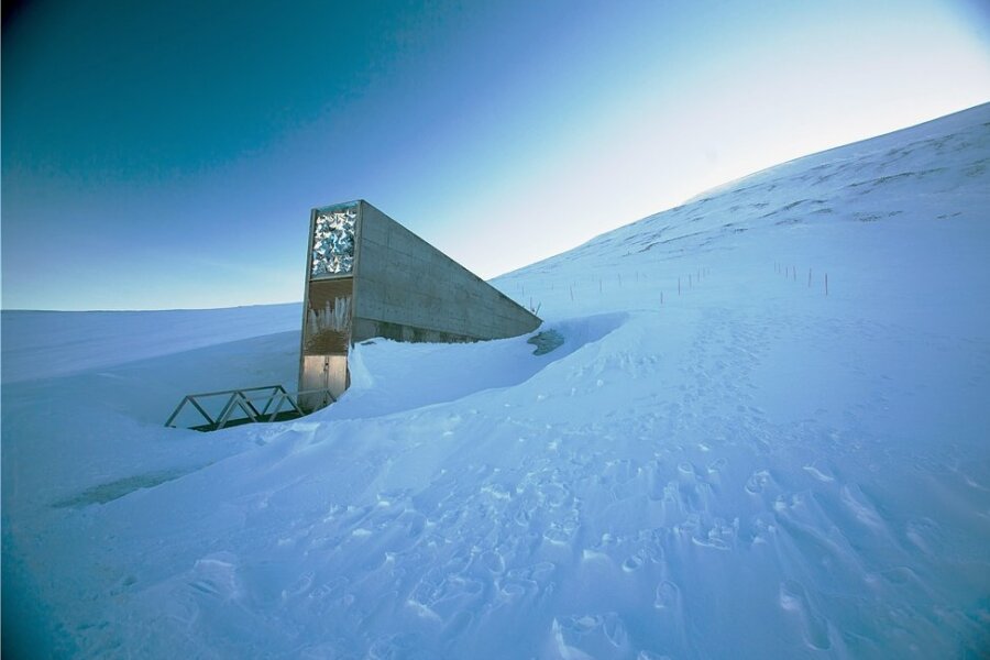 Der Eingang zur internationalen Genbank Svalbard Global Seed Vault (SGSV) in der Nähe von Longyearbyen auf Spitzbergen. 