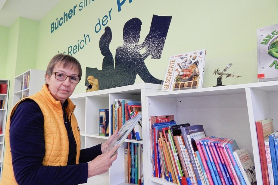 Bessere Bedingungen für Leseratten - Maren Fischer, die Leiterin der Kinderbibliothek, steht den jungen Leseratten mit Rat und Tat zur Seite.