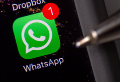 Betrüger melden sich per Whatsapp: Polizei Zwickau warnt vor neuer Masche - 
