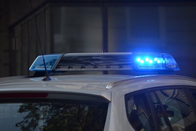 Betrunkener Autofahrer zwingt Polizei in Gelenau zur Gefahrenbremsung - 