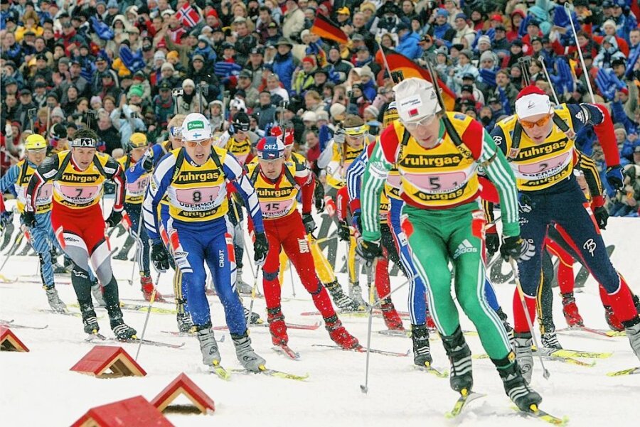 Biathlon-WM in Oberhof: Festtage am Rennsteig - die Medaillenjagd beginnt - Eines der legendärsten Rennen in der Biathlongeschichte: die WM-Staffel 2004 in Oberhof. 