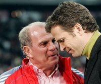 Bierhoff bringt sich bei den Bayern ins Gespräch - Oliver Bierhoff könnte Uli Hoeneß in München beerben