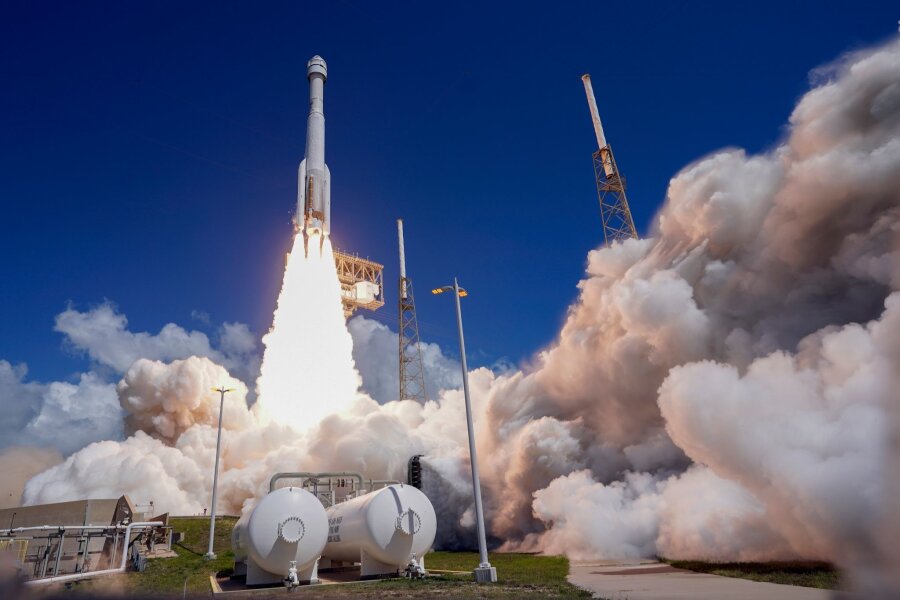Bilder des Tages vom 05.06.2024 - Nach jahrelangen Verzögerungen ist der "Starliner" erstmals zu einem bemannten Testflug zur Internationalen Raumstation ISS aufgebrochen. Das Raumschiff startete vom Weltraumbahnhof Cape Canaveral im US-Bundesstaat Florida.