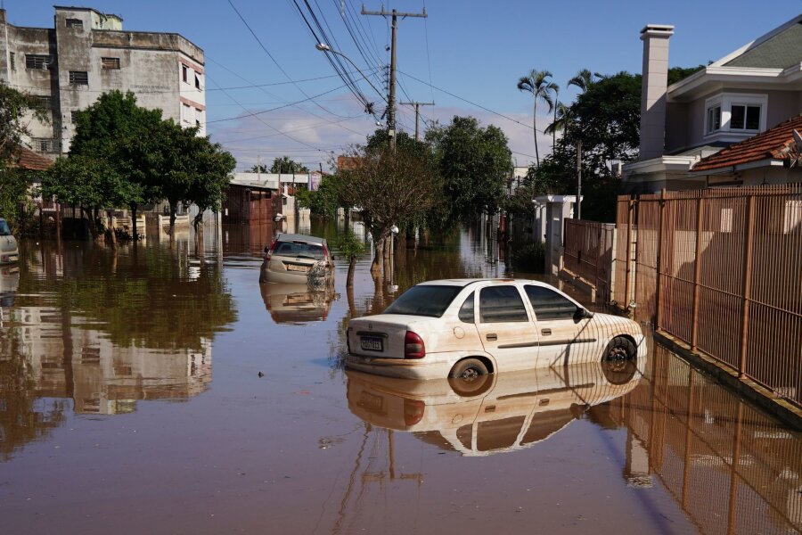 Bilder des Tages vom 09.05.2024 - Land unter: Nach heftigem Regen im brasilianischen Bundesstaat Rio Grande do Sul sind viele der Ortschaften von Hochwasser betroffen.