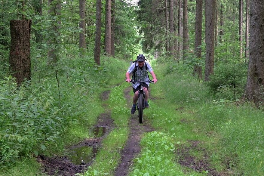 Blockline im Erzgebirge: Fahrradsaison kann Ende April starten - Bester Service: E-Bike-Ladestation in Altenberg.