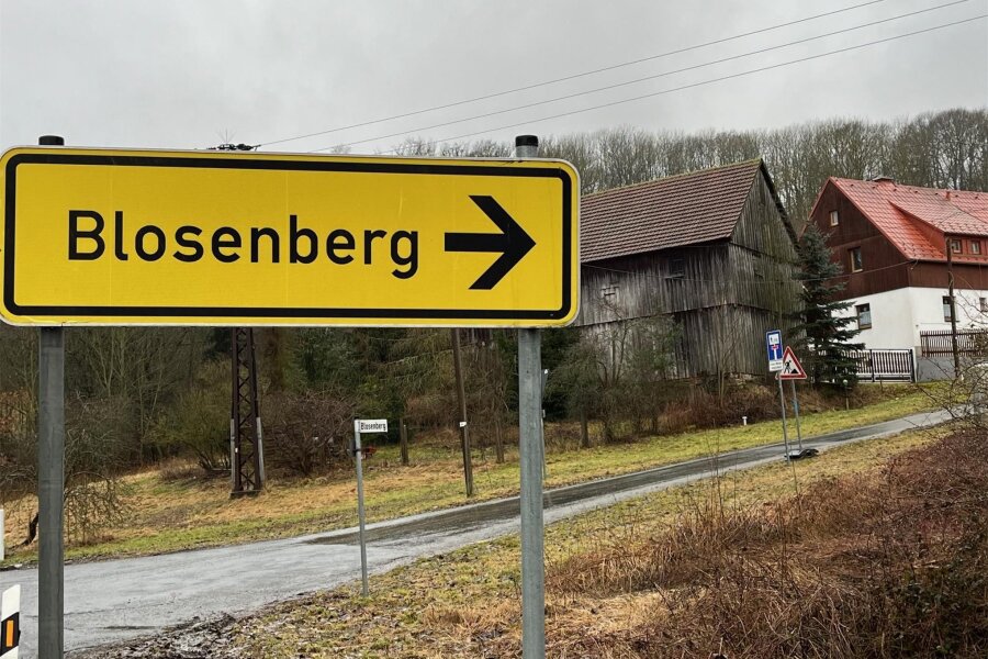 Blosenberg: Bau an Dorfstraße fällt deutlich größer aus - Die Dorfstraße im Triebeler Ortsteil Blosenberg erhält eine neue Straßendecke.