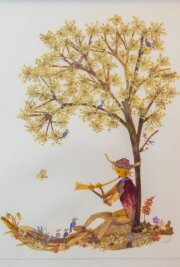 Blütenbilder aus Auerbach: Selbst Japanerinnen wollten die Kunst lernen - ... oder auch den Musikanten unterm Baum.