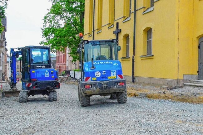 Böse Überraschung untertage: Straßenbau in Netzschkau wird deutlich teurer - An der Schulstraße in Netzschkau wird gerade gebaut.