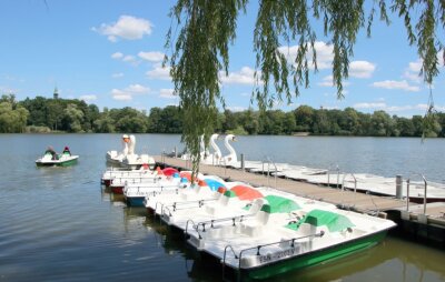 Boote am Zwickauer Schwanenteich stechen in See - Die Bootssaison 2022 am Zwickauer Schwanenteich soll am heutigen Freitag beginnen.