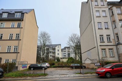 Brachflächen und Baulücken in Chemnitz: Was Stararchitekten raten - Eine Baulücke in der Erich-Mühsam-Straße in Chemnitz.