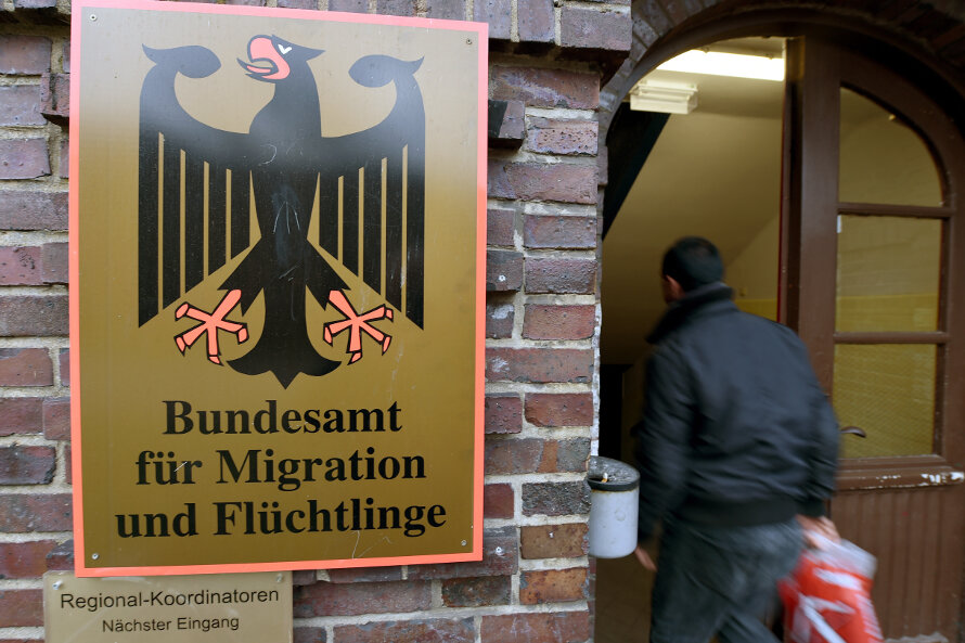 Brand-Erbisdorf: Flüchtlinge ziehen in früheres Landratsamt - 